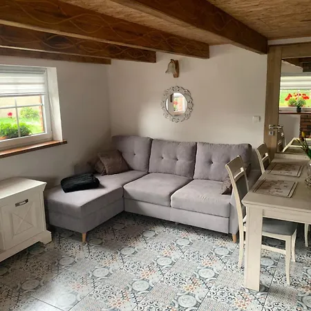 Kır Evi Ceglany Domek *